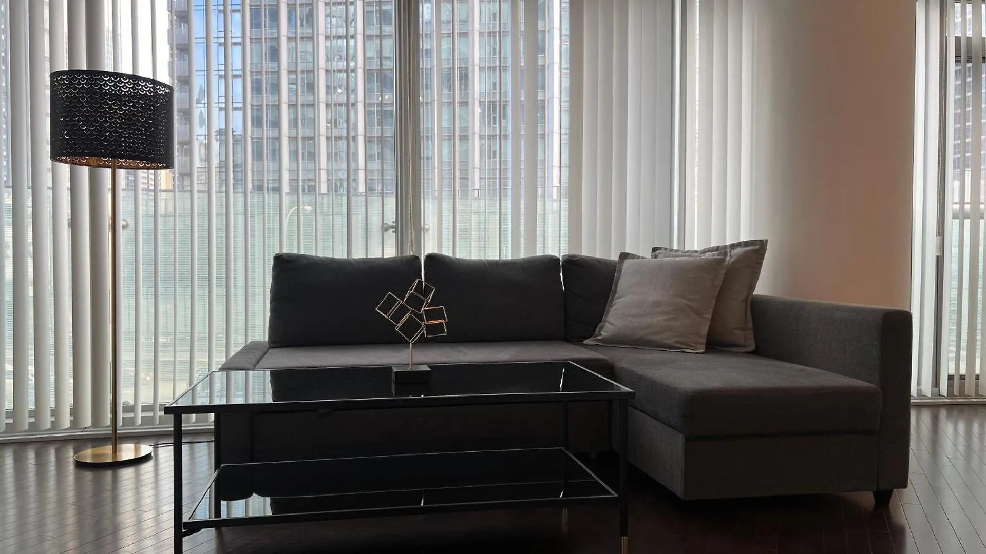 Grand Royal Suites Toronto 0*,  Canada