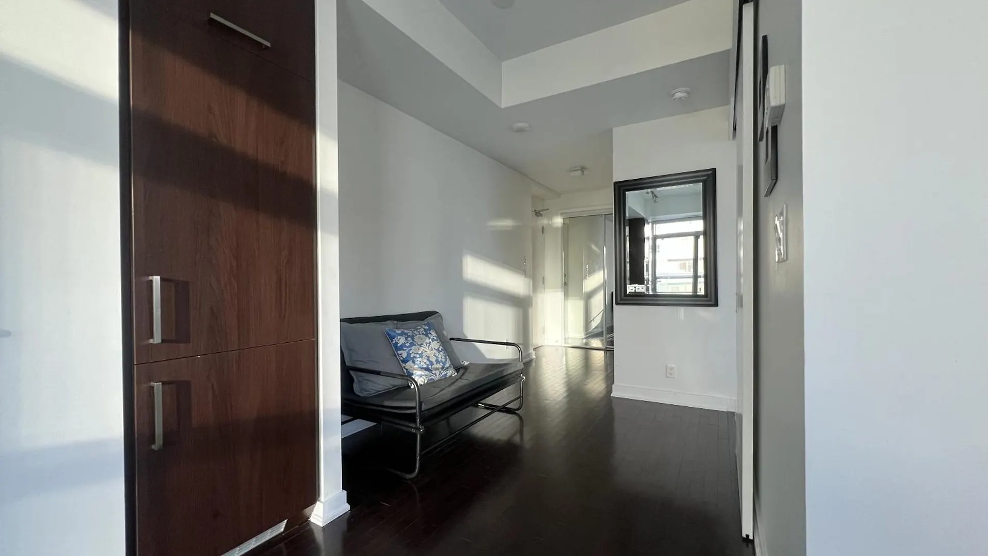 Grand Royal Suites Toronto